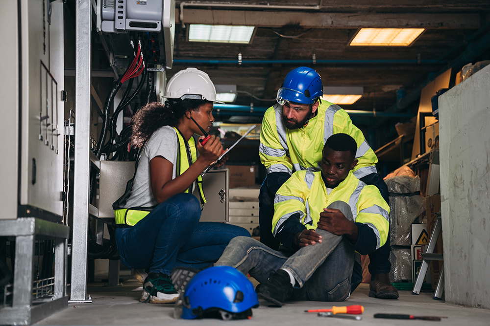 65ef9e4bba8bb7245c1cc69c team engineers calls for assistance after a team m 2024 01 24 18 54 17 utc